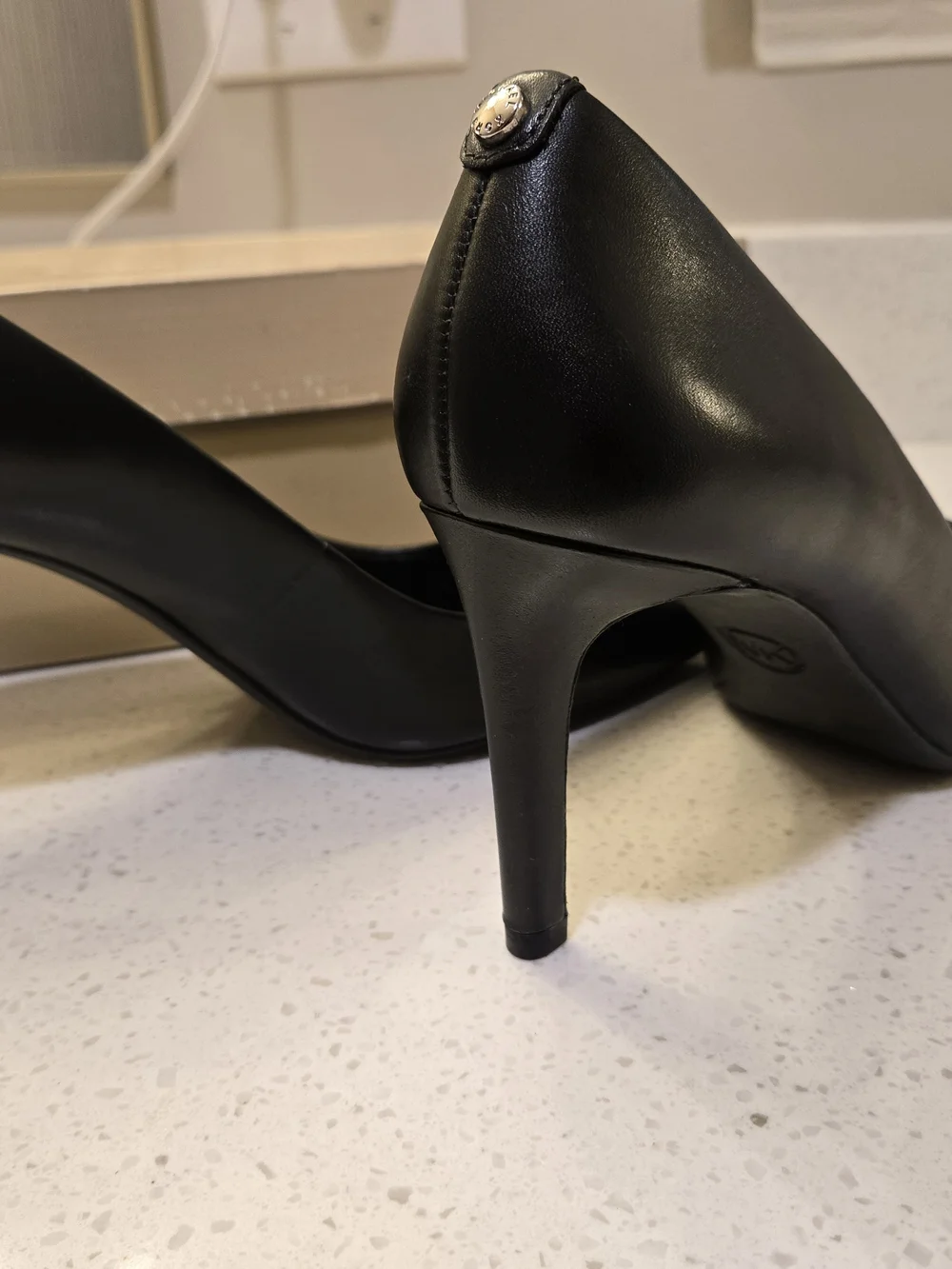 NWT Michael Kors Black Leather Dorothy Flex Pump 8.5M